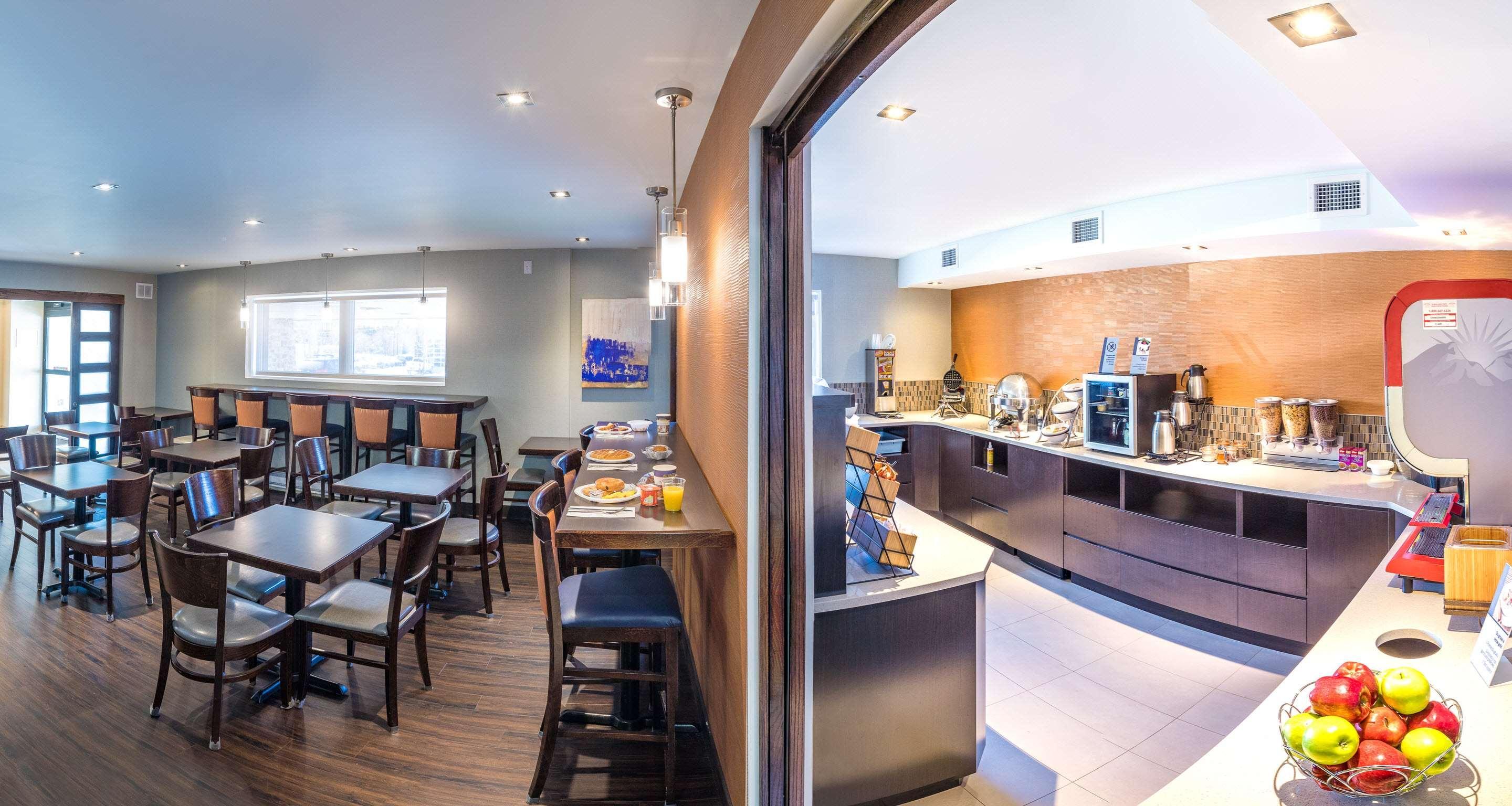 Best Western Plus Mont-Laurier Exterior foto