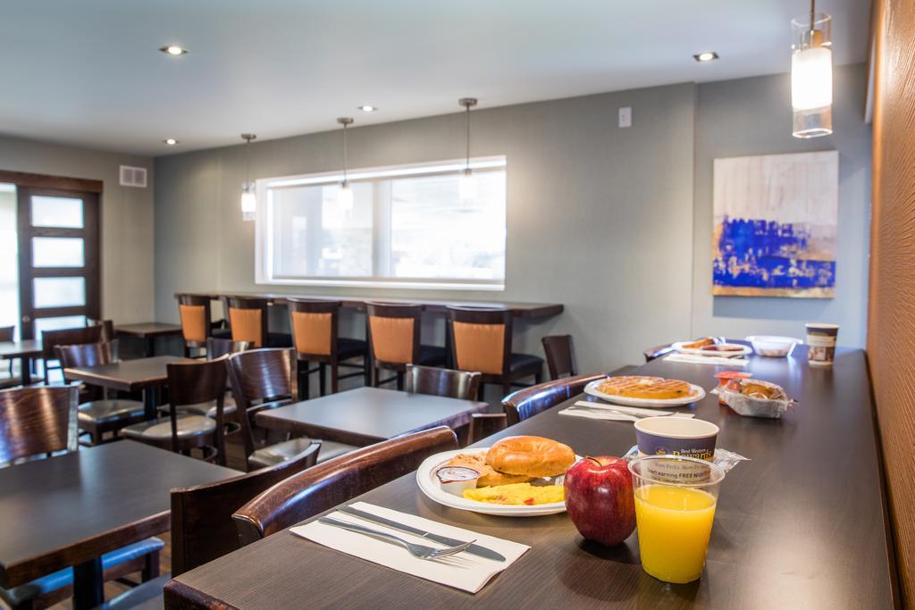 Best Western Plus Mont-Laurier Exterior foto