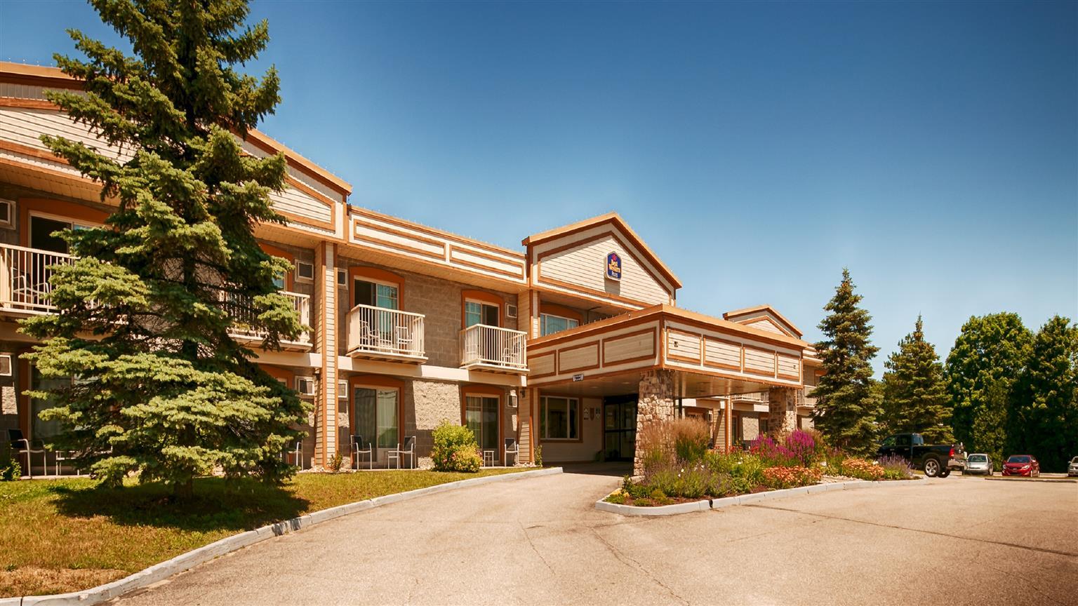 Best Western Plus Mont-Laurier Exterior foto